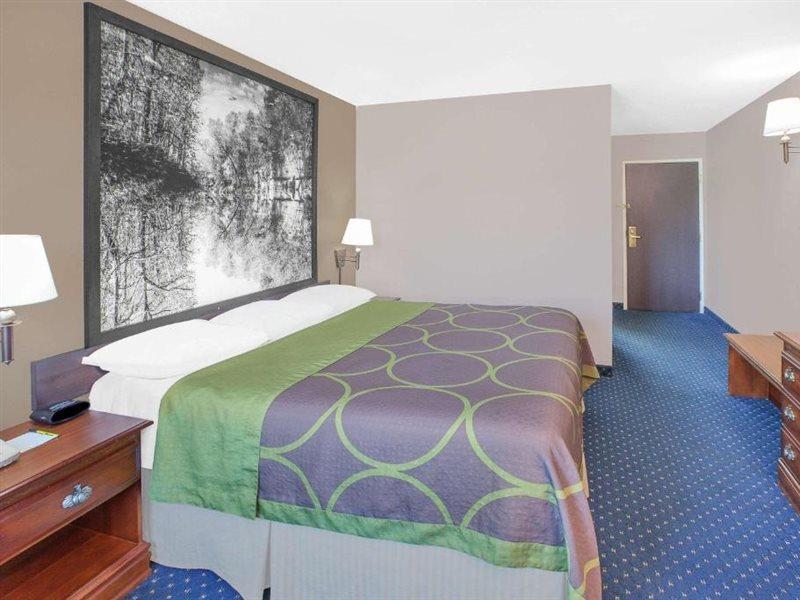 Super 8 By Wyndham Lowell/Bentonville/Rogers Area Exteriér fotografie